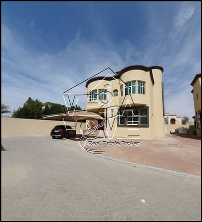 GORGEOUS 4 BED VILLA OUTSIDE KITCHEN DRIVER ROOM GORGEOUS 4 BED VILLA OUTSIDE KITCHEN DRIVER ROOM