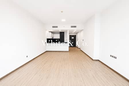 2 habitaciones Apartamento para en Alquiler en DAMAC Hills, Dubai - Apartamento en DAMAC Hills,Golf Town,Golf Terrace,Golf Terrace A, 2 dormitorios, 139999 AED - 16551049 2 habitaciones Apartamento para en Alquiler en DAMAC Hills, Dubai - Apartamento en DAMAC Hills,Golf Town,Golf Terrace,Golf Terrace A, 2 dormitorios, 139999 AED - 16551049