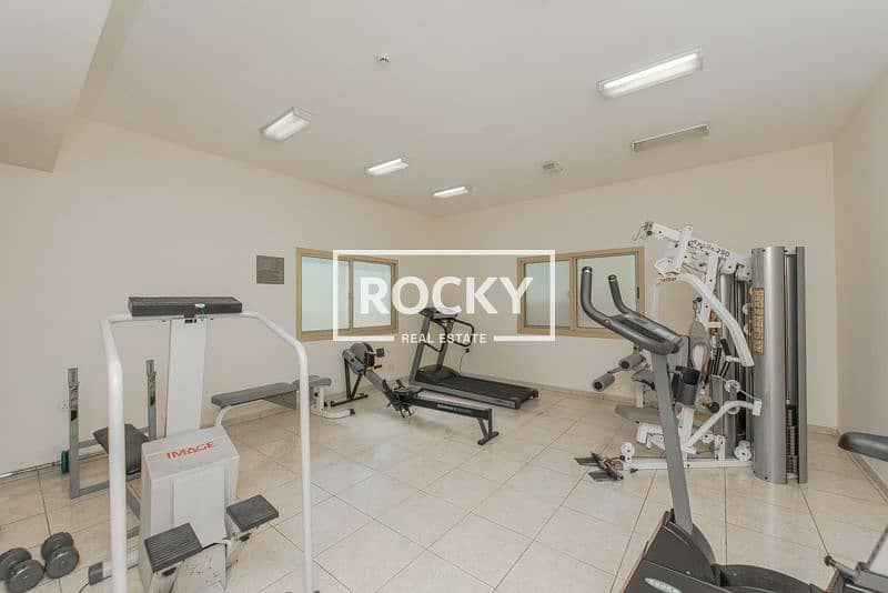 10 1. BurDubai_AbdullaSulaimani_Amenities&View (1 of 16). jpg