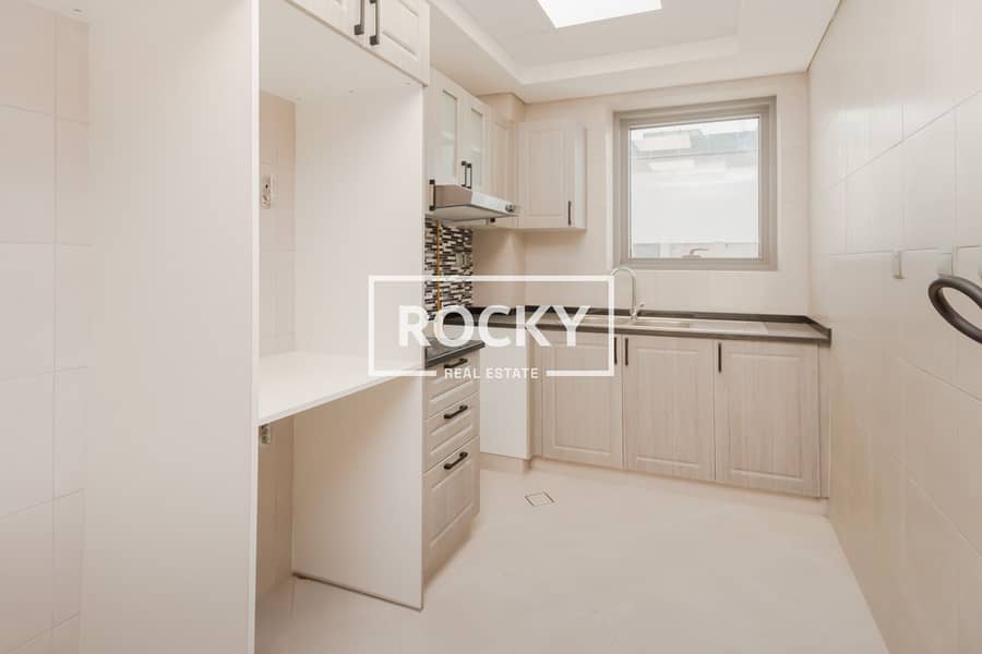 4 Rocky Real Estate - Satwa - Al Fahad 7 - Apartments (4 of 17). jpg