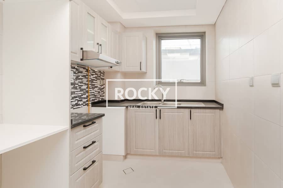 5 Rocky Real Estate - Satwa - Al Fahad 7 - Apartments (5 of 17). jpg