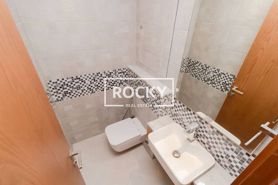 12 Rocky Real Estate - Satwa - Al Fahad 7 - Apartments (3 of 17). jpg