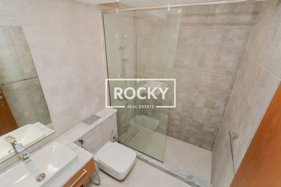13 Rocky Real Estate - Satwa - Al Fahad 7 - Apartments (12 of 17). jpg