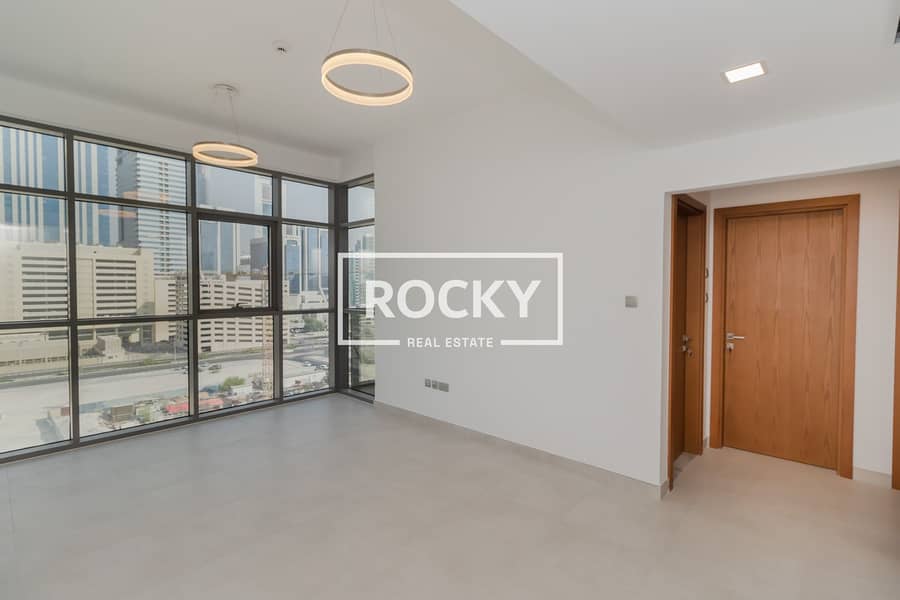 3 Rocky Real Estate - Satwa - Al Fahad 7 - Apartments (2 of 14). jpg