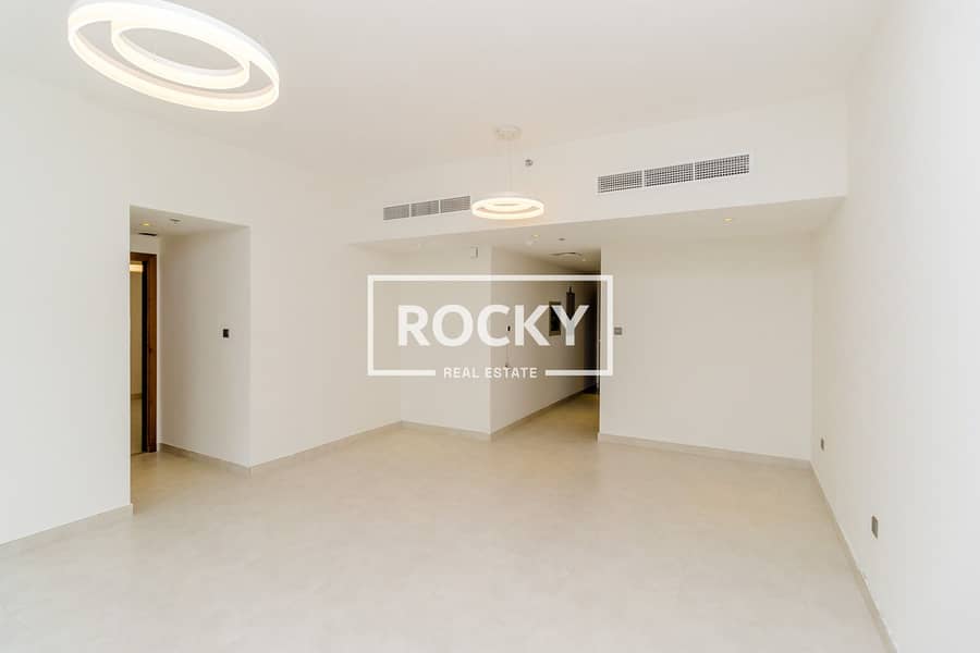 6 Rocky Real Estate - Al warqa 1 - Sami Al Reyami Building - Apartment (4 of 12). JPG