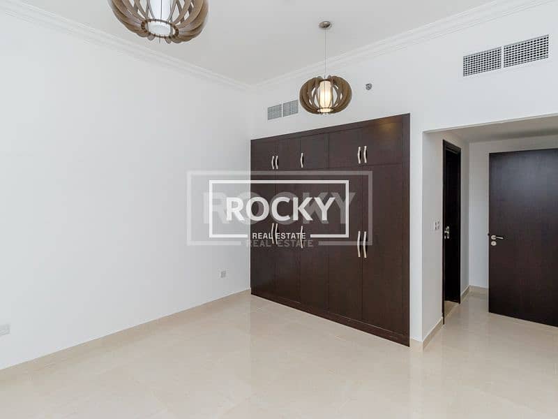 5 Rocky Real Estate - Nadd Al Shiba 1 - Bahwan Residence - Apartment (10 of 14). JPG