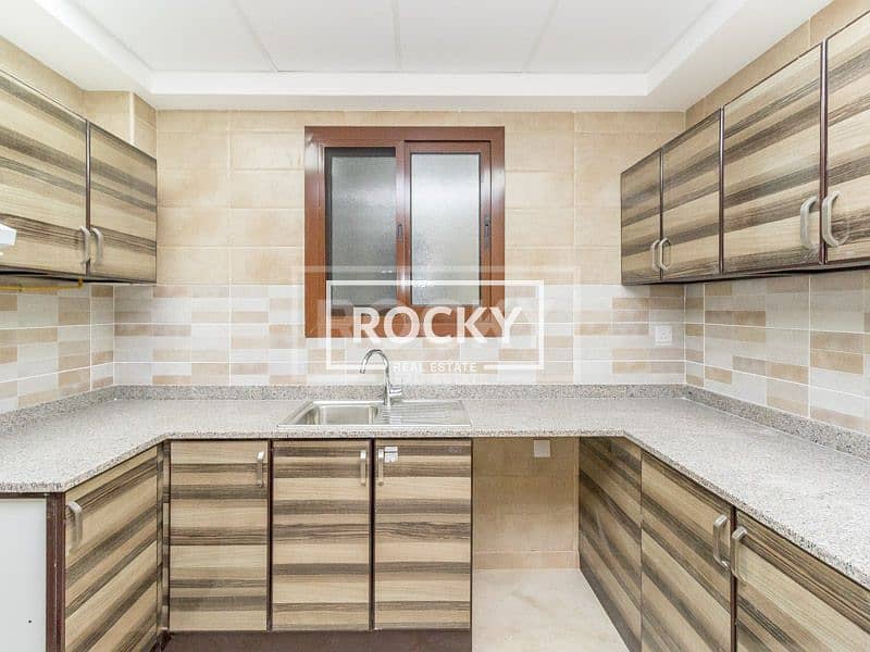 8 Rocky Real Estate - Nadd Al Shiba 1 - Bahwan Residence - Apartment (2 of 14). JPG