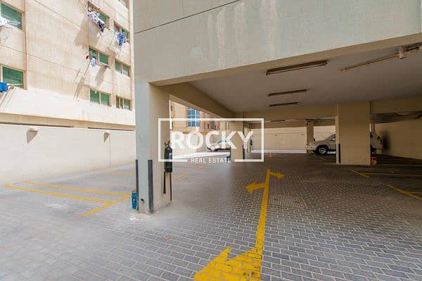 16 2. BurDubai_AwaziOld_603-2BR (6 of 12). jpg