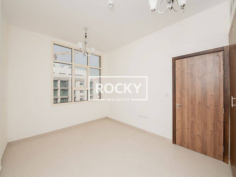 6 AlQuoz_VerveResidence_306-1BR-WOB-(9-of-12). jpg