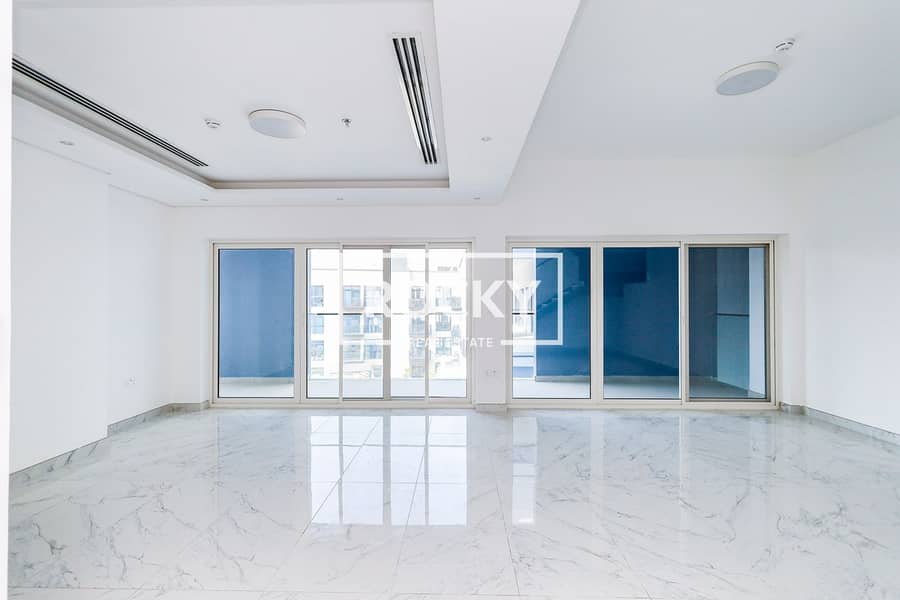 2 AAA Building - Apartment (1 of 21). jpg
