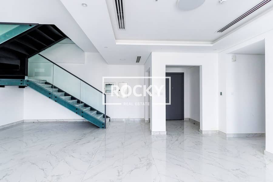 3 AAA Building - Apartment (3 of 21). jpg