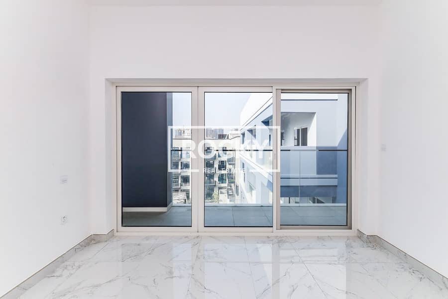 10 AAA Building - Apartment (15 of 21). jpg