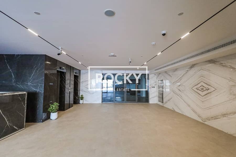 22 Hamad Ahmed Hamad Bin Suqat Al Falasi Building - Building Lobby -3. jpg