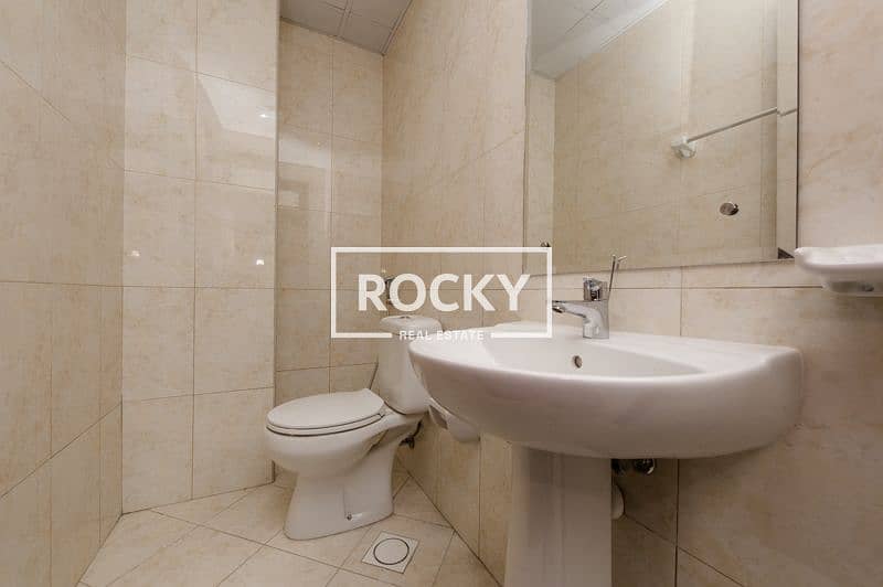 11 InternationalCity_Phase2_AlHashmi_313-1BR-WOB-18. jpg