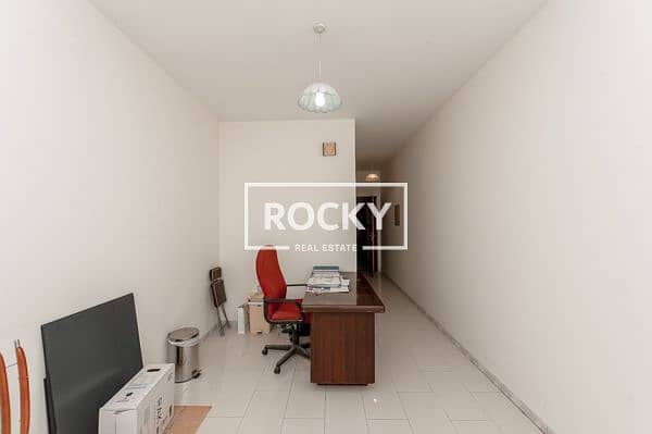 5 AlQusais_NRLootah2_119A-Office (5 of 10). jpg