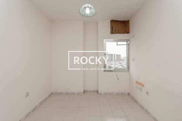 6 AlQusais_NRLootah2_119A-Office (6 of 10). jpg