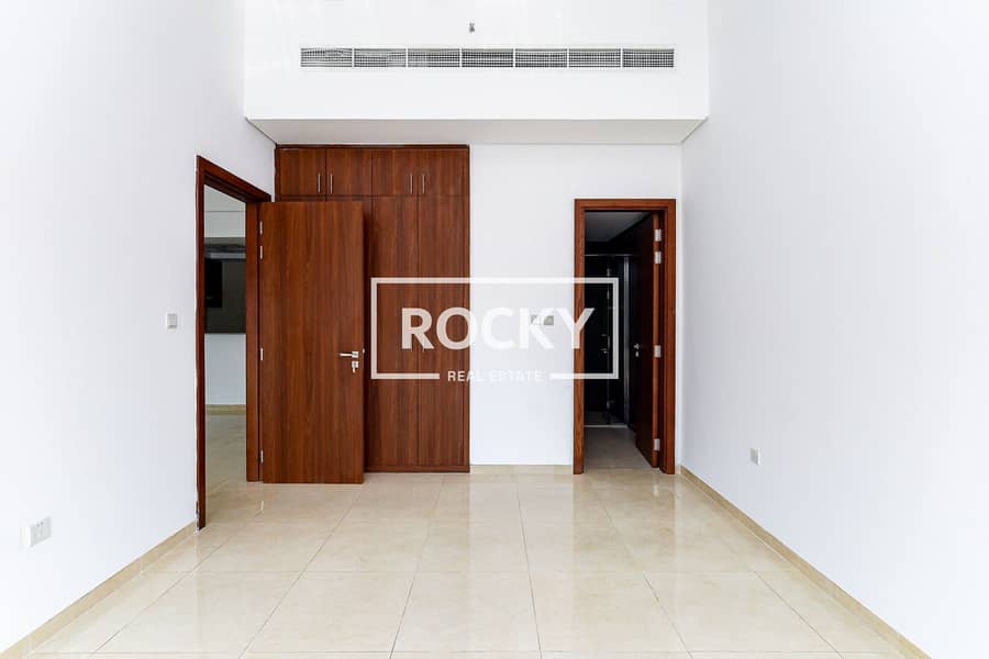 8 Naim Residence - Apartment (12 of 13). jpg