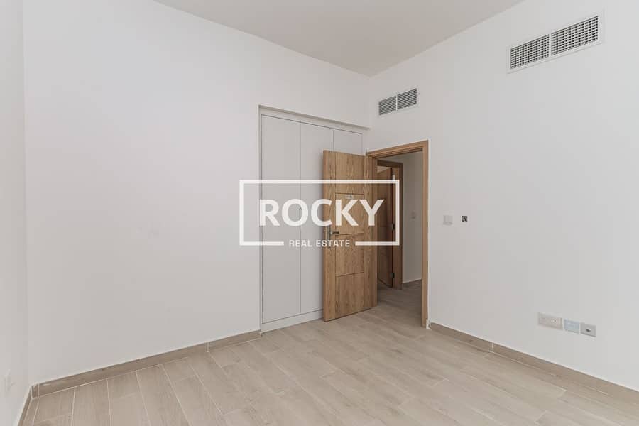 10 Liwan 2 - Rami Residence 2 - 402 - 2BR-17. jpg