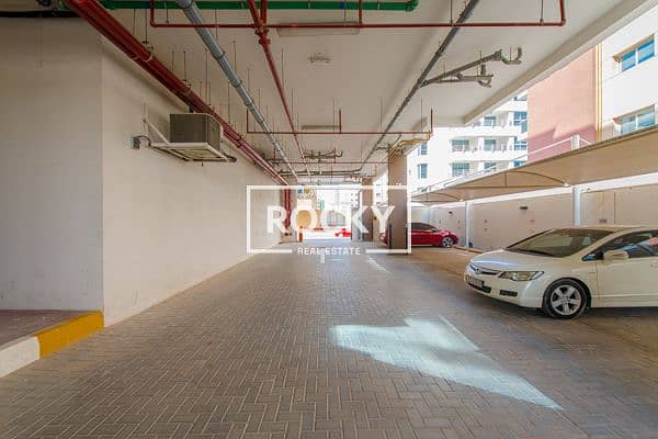 11 AlWarqaa_NooraAlShamsi_Views&Amenities (4 of 8). jpg