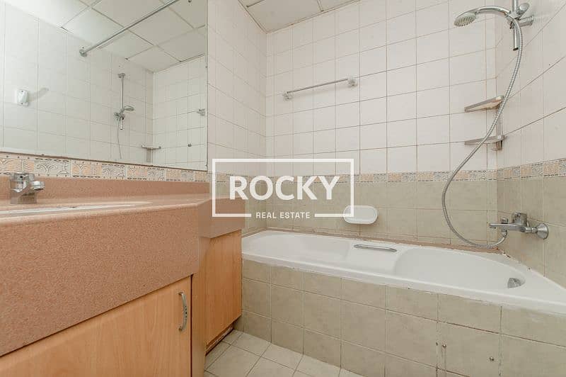 22 BurDubai_AlSalam_208-2BR (20 of 29). jpg