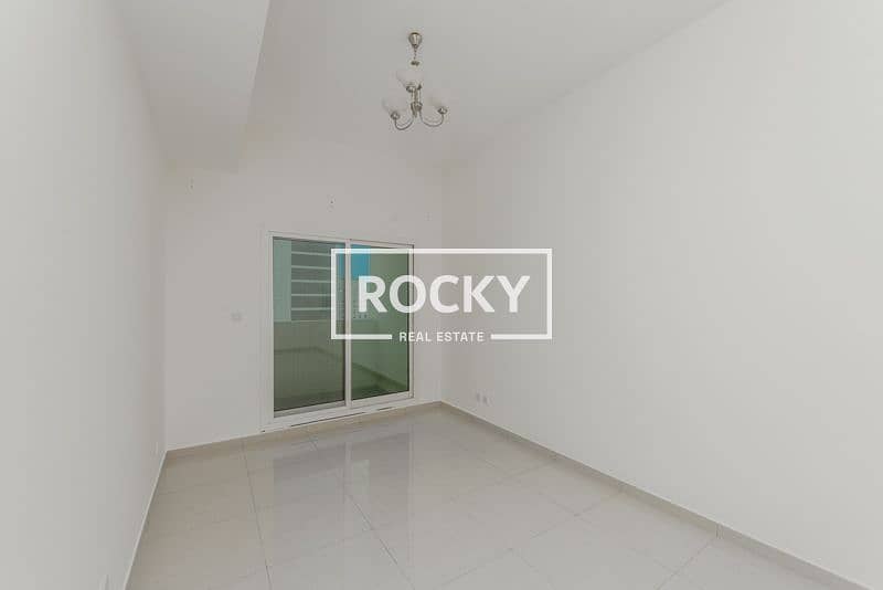 3 AlBarsha_MatarSaifBldg_405-2BR (2 of 20). jpg