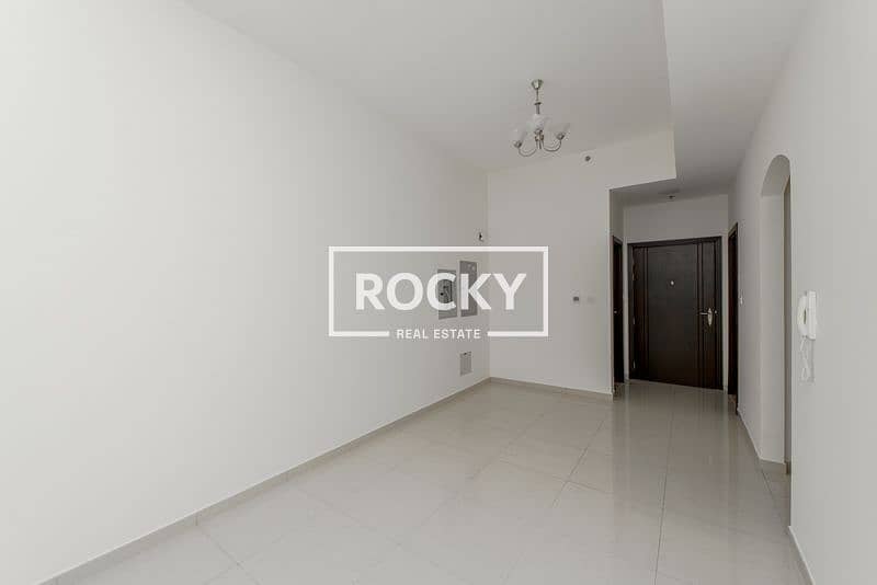 4 AlBarsha_MatarSaifBldg_405-2BR (3 of 20). jpg