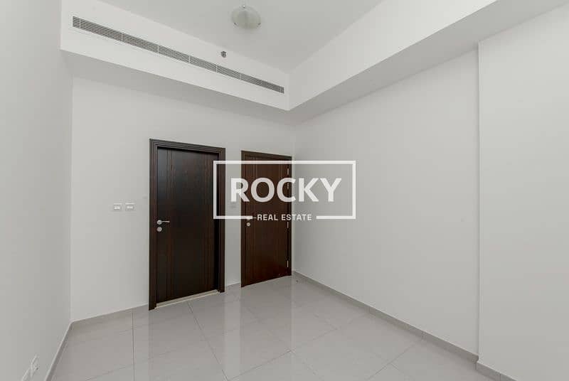 8 AlBarsha_MatarSaifBldg_405-2BR (7 of 20). jpg