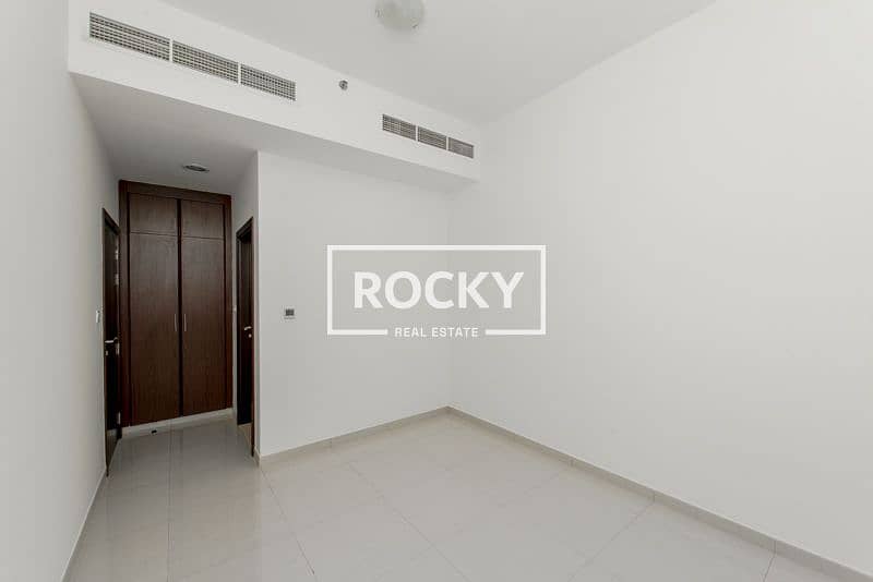10 AlBarsha_MatarSaifBldg_405-2BR (13 of 20). jpg