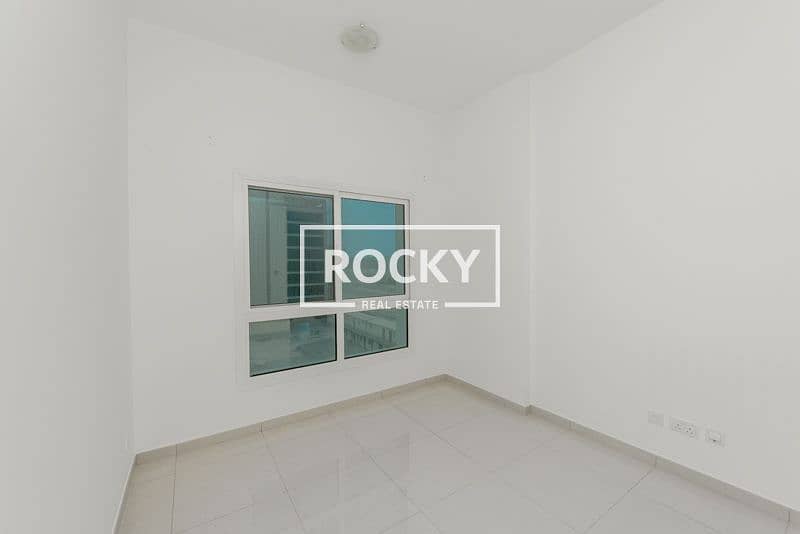 12 AlBarsha_MatarSaifBldg_405-2BR (11 of 20). jpg