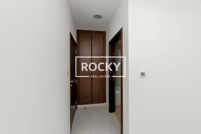 13 AlBarsha_MatarSaifBldg_405-2BR (15 of 20). jpg