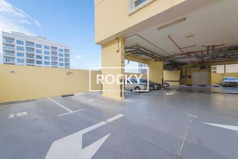 27 1. AlBarsha_MatarSaifBldg_Views&Amenities (14 of 18). jpg