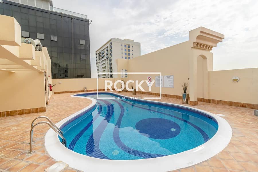 9 Rocky Real Estate - Al Barsha 1 - Al Manaf Building -Common (3 of 7). JPG