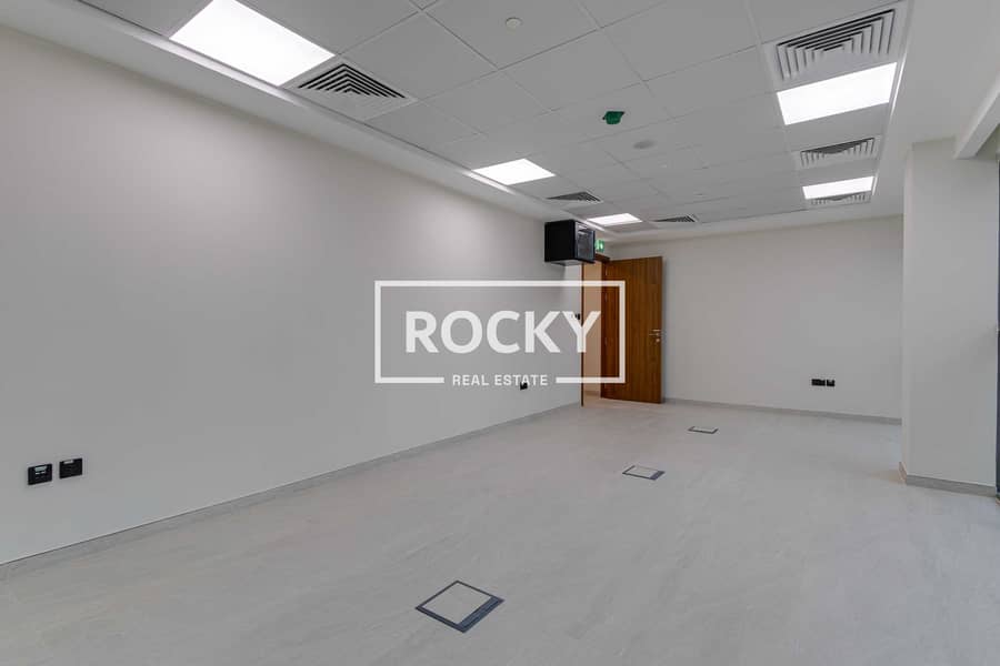 10 Rocky office Al Barsha (4 of 6). jpg