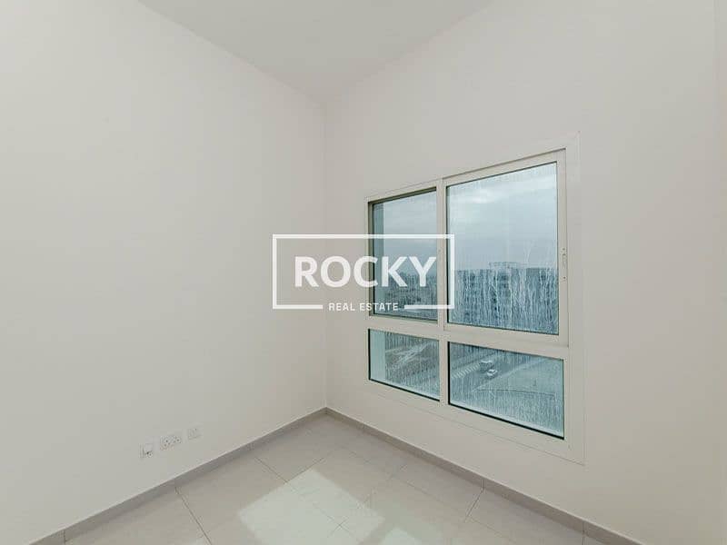 9 AlBarsha_MatarSaifBldg_208-3BR-WB-11. jpg
