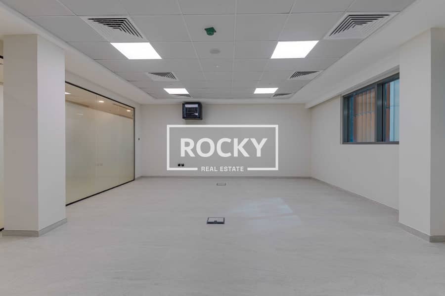 8 Rocky office Al Barsha (2 of 6). jpg
