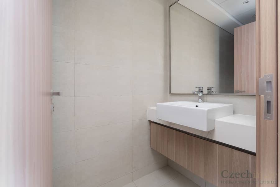 10 GCS03819-Edit. jpg