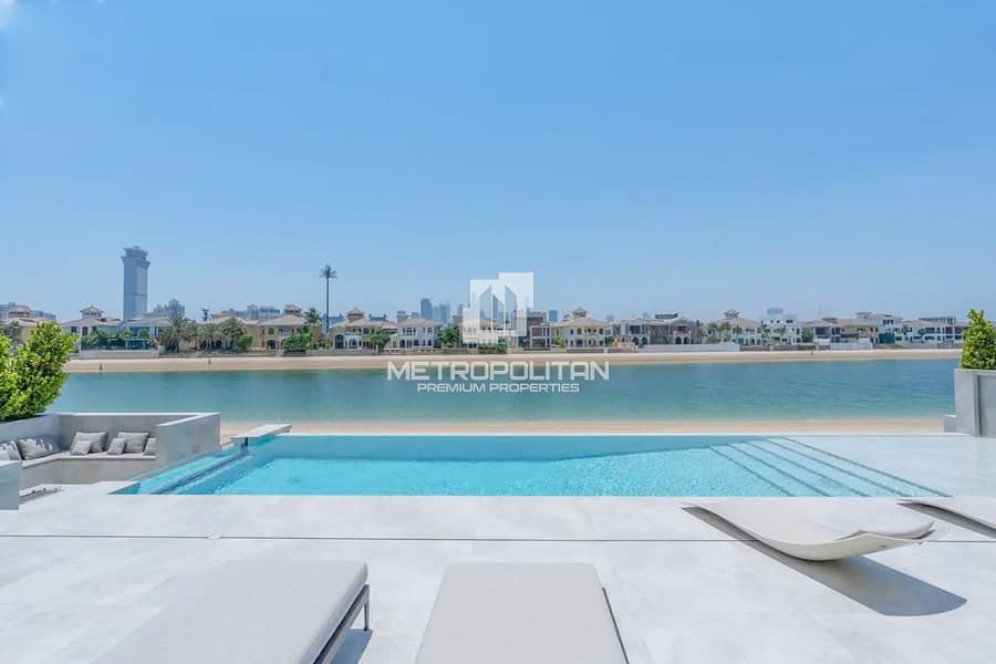 Turnkey Palm Jumeirah Villa With Private Beach Turnkey Palm Jumeirah Villa With Private Beach