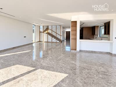 5 Bedroom Villa for Sale in Tilal Al Ghaf, Dubai - Exquisite 5 Bedroom Villa|Backing green belt|Ready