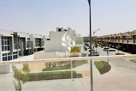 3 Schlafzimmer Townhouse zum Miete in DAMAC Hills 2 (Akoya by DAMAC), Dubai - Reihenhaus in DAMAC Hills 2 (Akoya by DAMAC), 3 schlafzimmer, 110000 AED - 12449083 3 Schlafzimmer Townhouse zum Miete in DAMAC Hills 2 (Akoya by DAMAC), Dubai - Reihenhaus in DAMAC Hills 2 (Akoya by DAMAC), 3 schlafzimmer, 110000 AED - 12449083