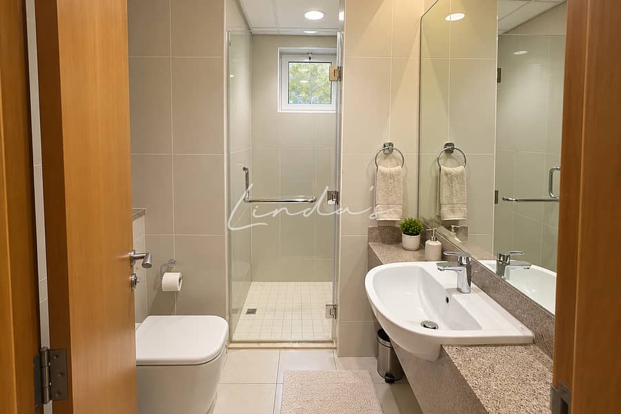 5 images image img
