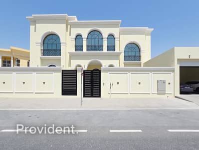 5 Schlafzimmer Villa zum Miete in Al Barsha, Dubai - Villa in Al Barsha,Al Barsha South,Al Barsha South 2, 5 schlafzimmer, 380000 AED - 16552061 5 Schlafzimmer Villa zum Miete in Al Barsha, Dubai - Villa in Al Barsha,Al Barsha South,Al Barsha South 2, 5 schlafzimmer, 380000 AED - 16552061