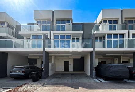 Townhouse de 5 chambres à à louer à DAMAC Hills 2 (Akoya by DAMAC), Dubai - Maison de ville à DAMAC Hills 2 (Akoya by DAMAC)，Amargo, 5 chambres, 110000 AED - 16552185
