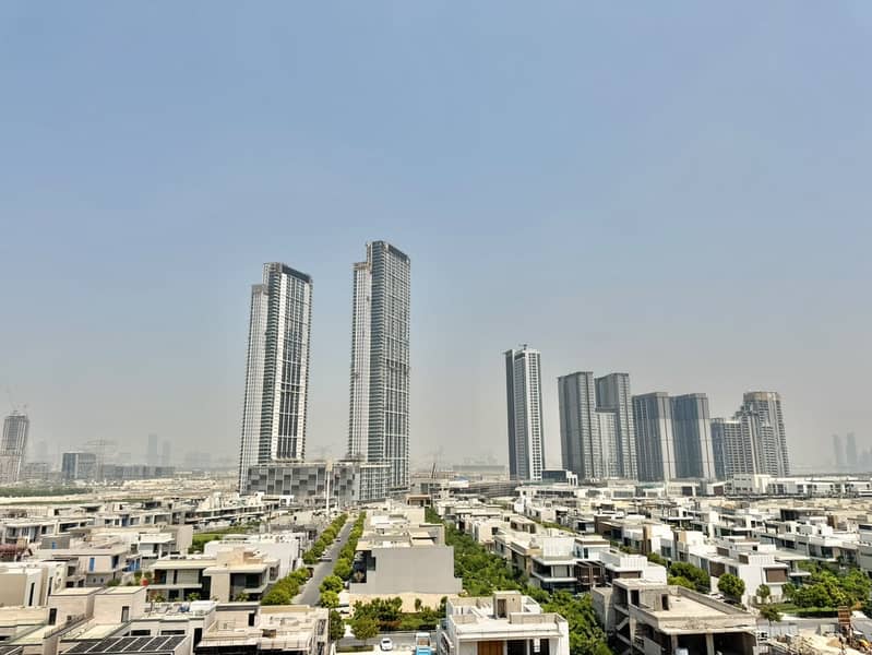 2 b98bef32-9bec-4bcf-b267-347fbae5e3fe. jpg