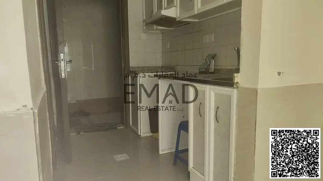 5 866016957-1066x800. webp