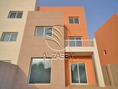 5 habitaciones Villa para en Venta en Al Reef, Abu Dhabi - 3. jpg