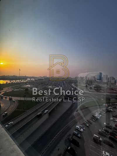 Office te Huur in Al Majaz, Sharjah - WhatsApp Image 2026-09-18 at 12.57. 56 PM (2). jpeg Office te Huur in Al Majaz, Sharjah - WhatsApp Image 2026-09-18 at 12.57. 56 PM (2). jpeg