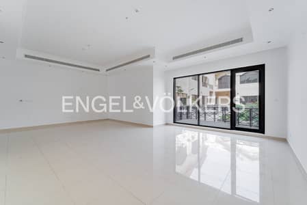 Villa de 4 chambres à à louer à Al Barsha, Dubai - Villa à Al Barsha,Al Barsha 1,Village 33, 4 chambres, 280000 AED - 16554362 Villa de 4 chambres à à louer à Al Barsha, Dubai - Villa à Al Barsha,Al Barsha 1,Village 33, 4 chambres, 280000 AED - 16554362