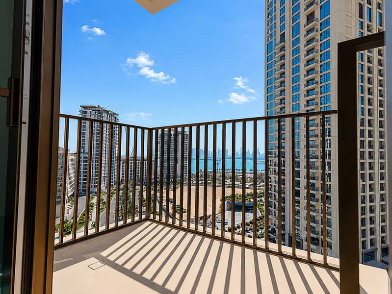12 Balcony view of cityscape. jpg