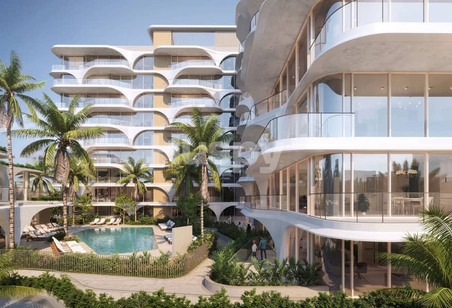 Beach Front | Spacious Layout | Hot Deal Beach Front | Spacious Layout | Hot Deal