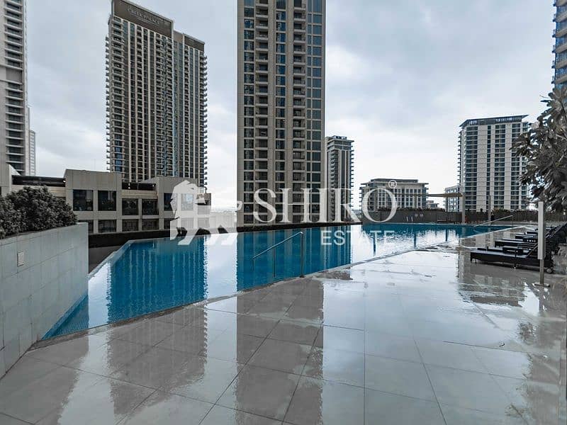 28 SwimmingPool-8000. jpg